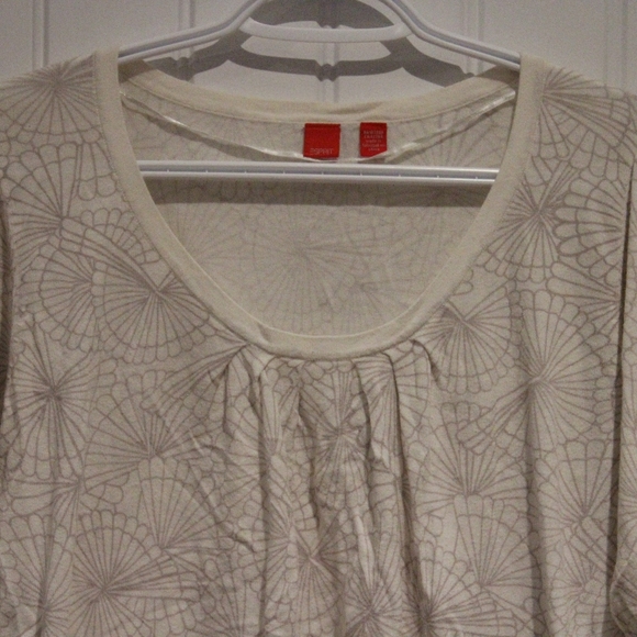 3/$25 🏷 Espirt Cream & Grey Pattern Light Knit Pullover Size S - Picture 3 of 3